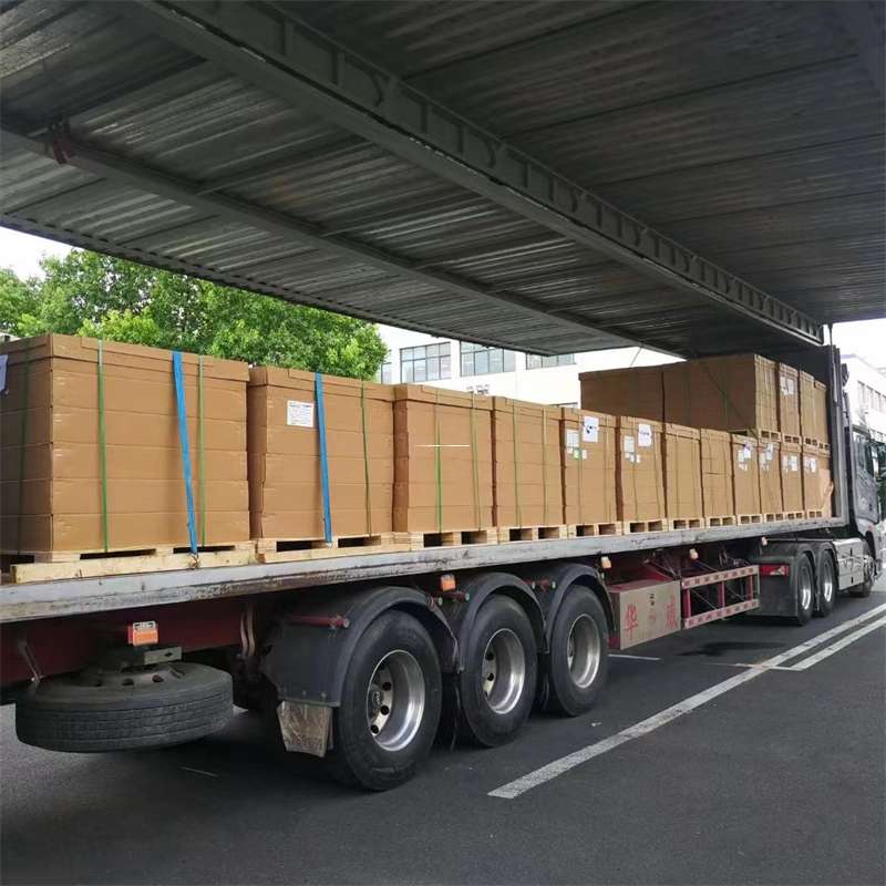 内蒙古锡林郭勒盟锡林浩特到新疆喀什叶城县物流公司内蒙古锡林郭勒盟锡林浩特至新疆喀什叶城县物流专线往返运输
